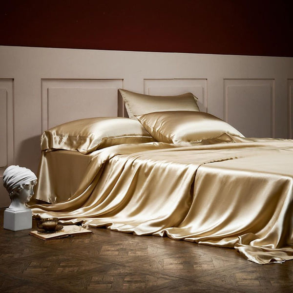 Deluxe Silk Bedding Set - Image 3